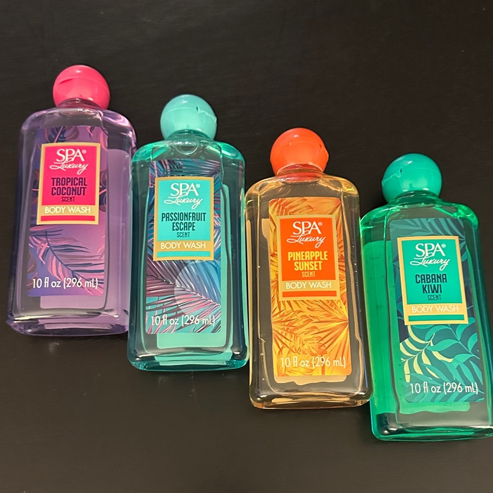 Spa Luxury Body Wash Set of 4 Pineapple Passionfruit Tropical Coconut Kiwi